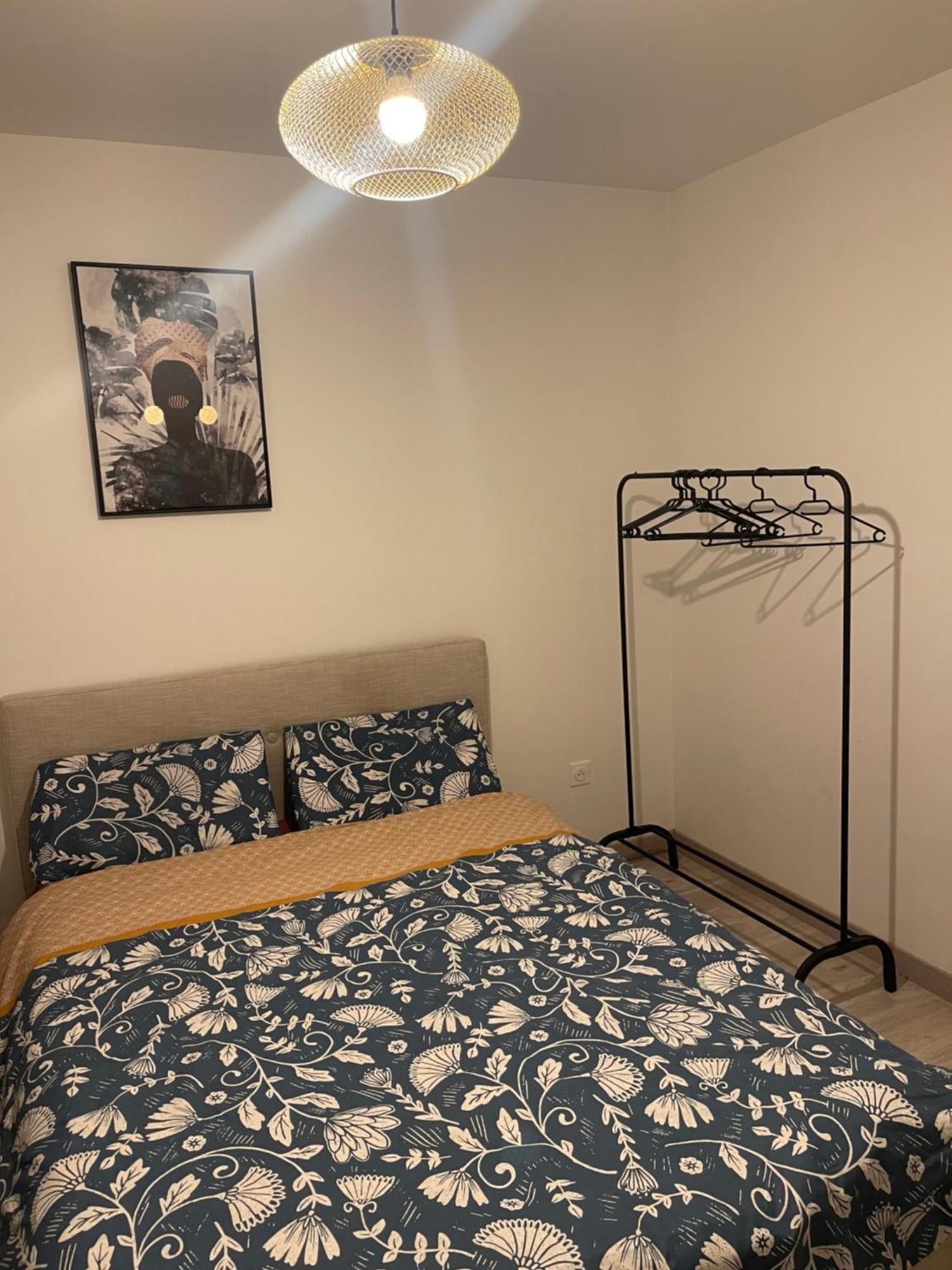 Appartement Cosy Et Bien Equipe Нантерр Экстерьер фото